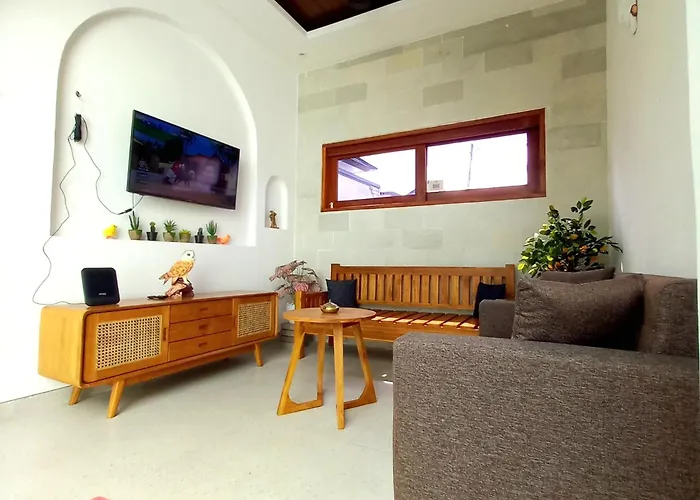 Casa Feronia E6 With Private Pool, 2 Bedrooms *